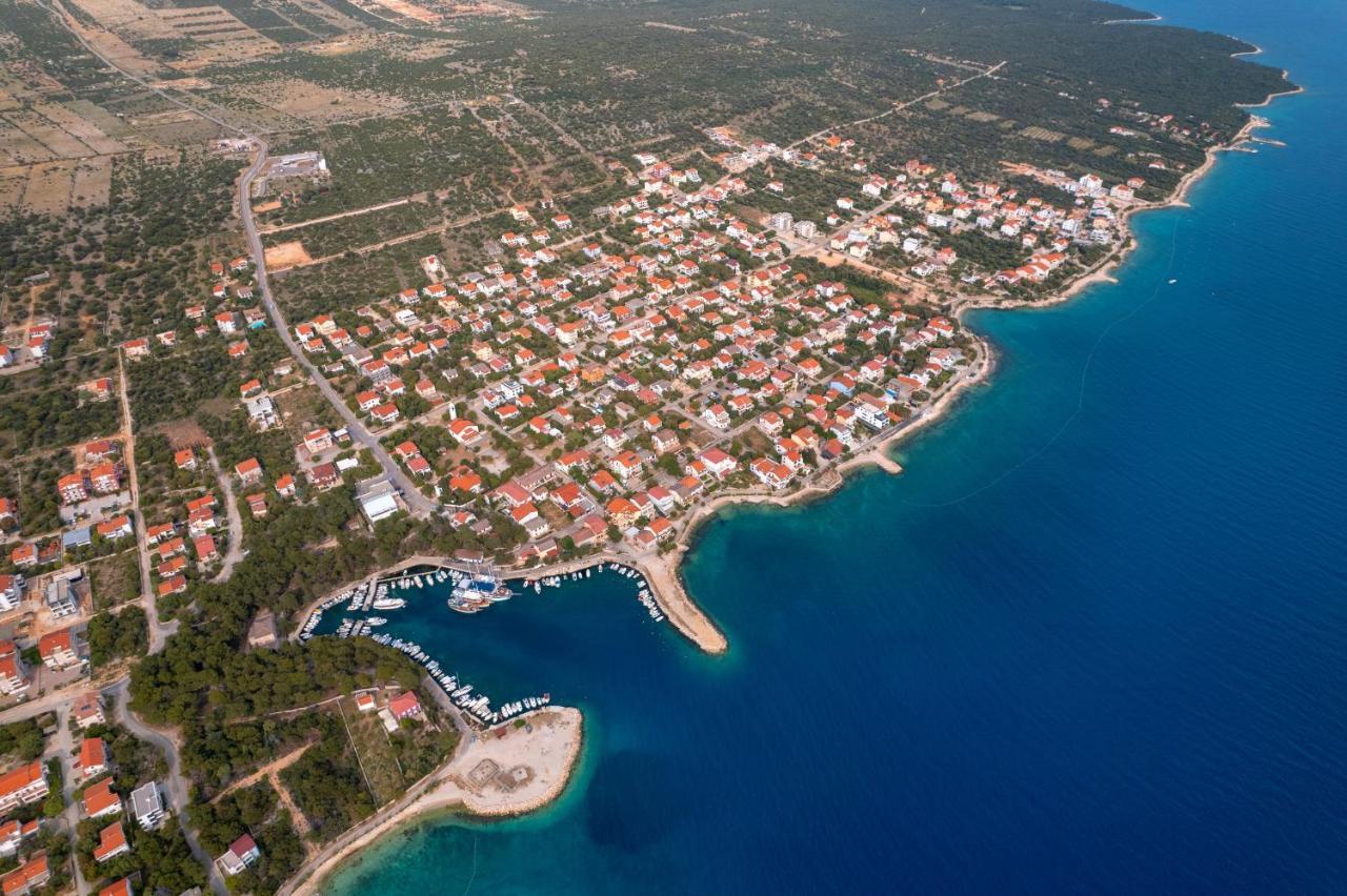Apartments By The Sea Mandre, Pag - 3084 Kolan Luaran gambar