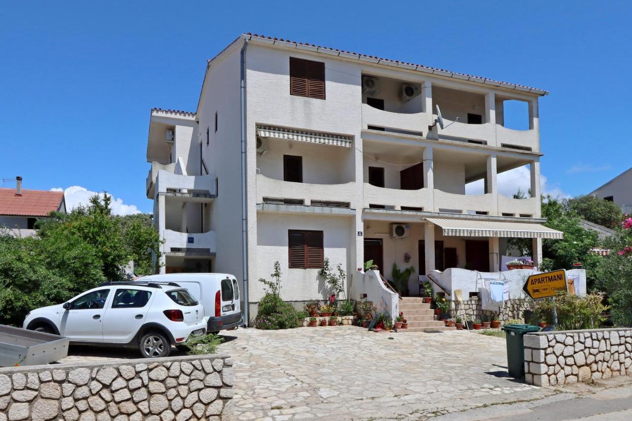 Apartments By The Sea Mandre, Pag - 3084 Kolan Luaran gambar
