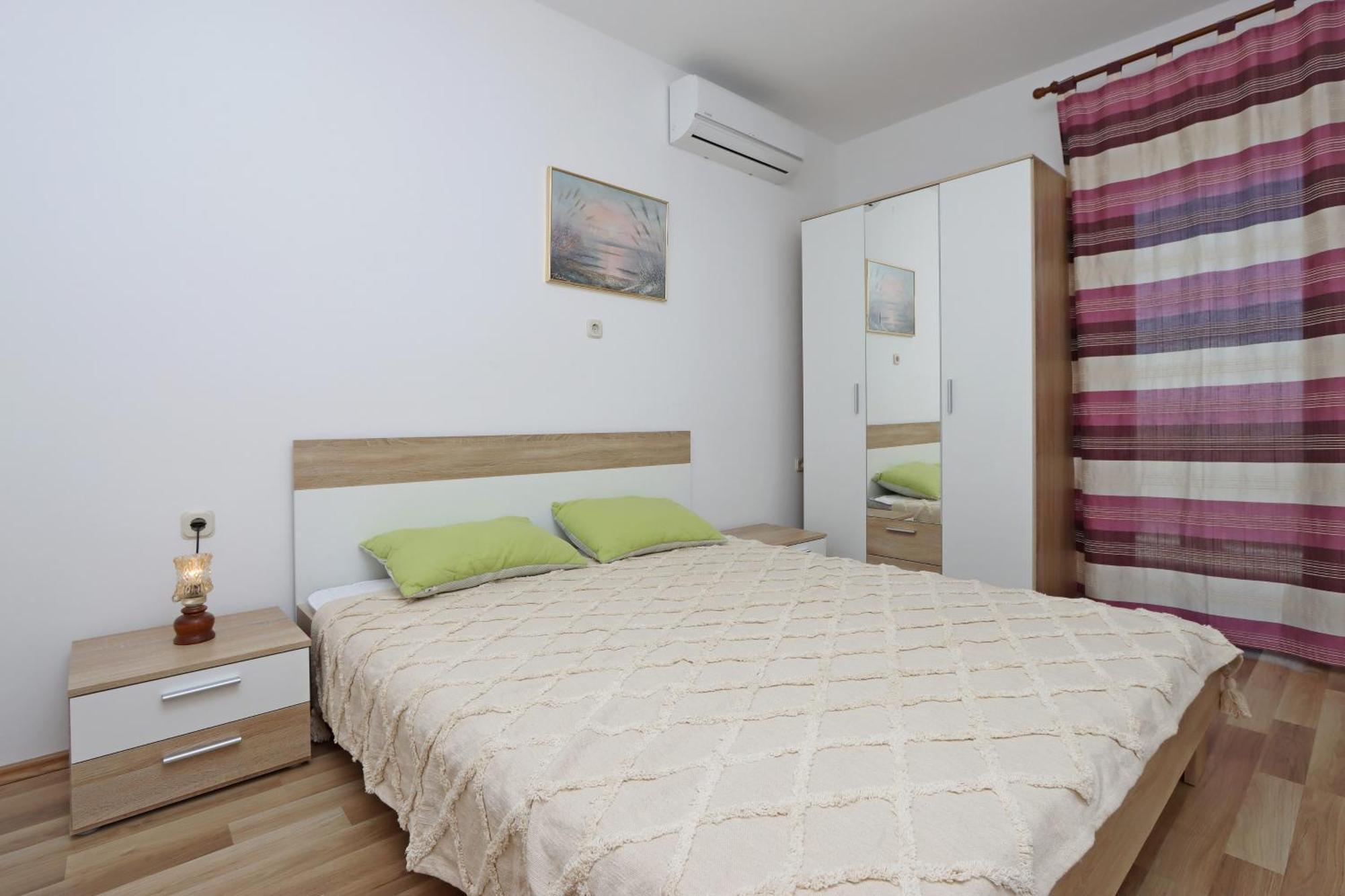 Apartments By The Sea Mandre, Pag - 3084 Kolan Luaran gambar