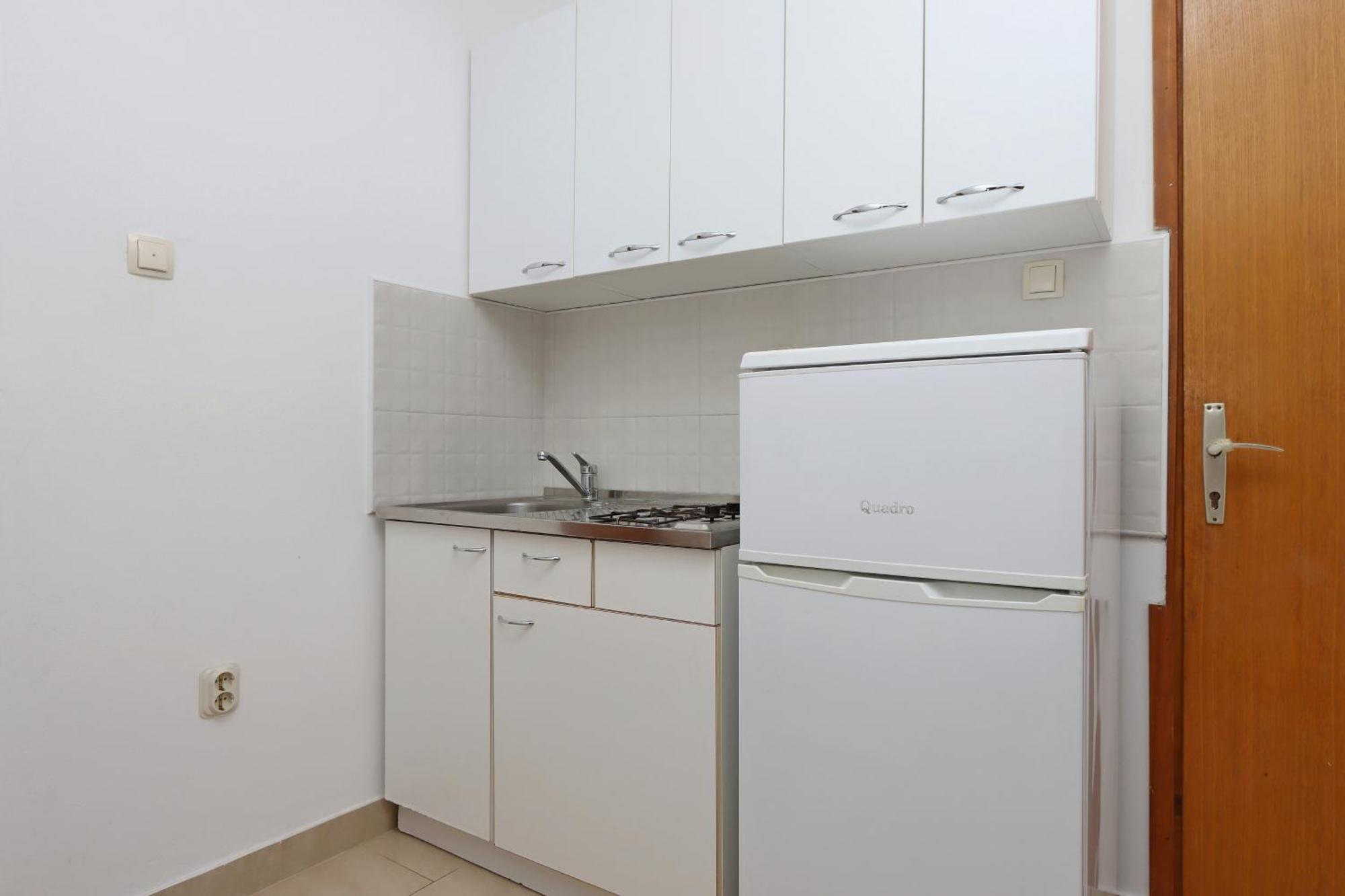 Apartments By The Sea Mandre, Pag - 3084 Kolan Luaran gambar