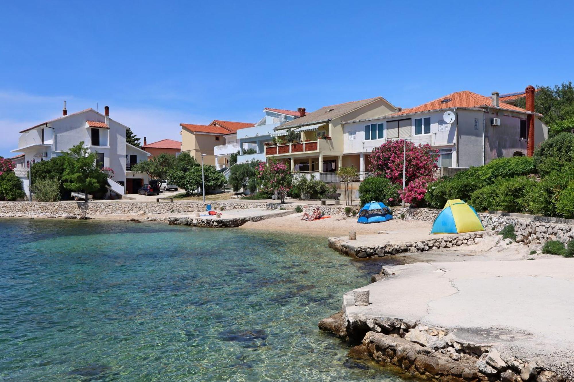 Apartments By The Sea Mandre, Pag - 3084 Kolan Luaran gambar